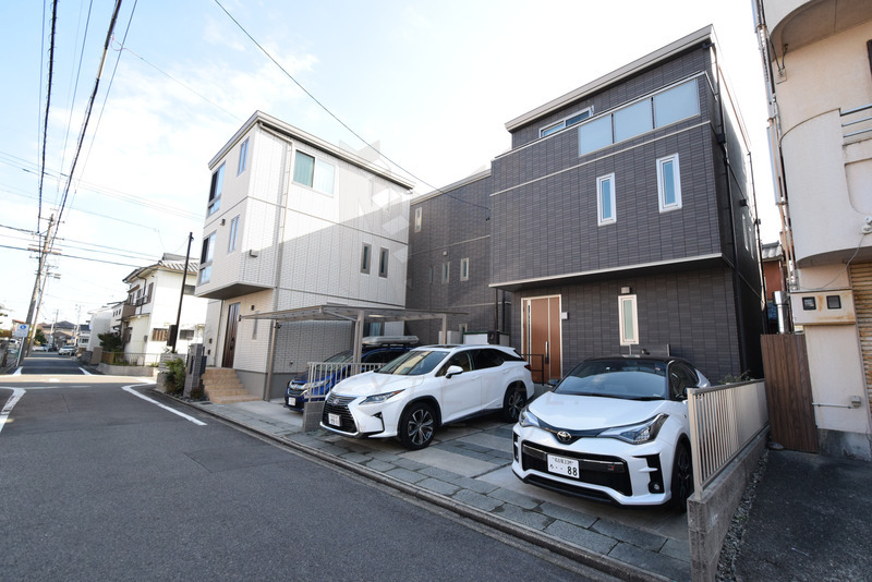 光音寺町戸建て 1